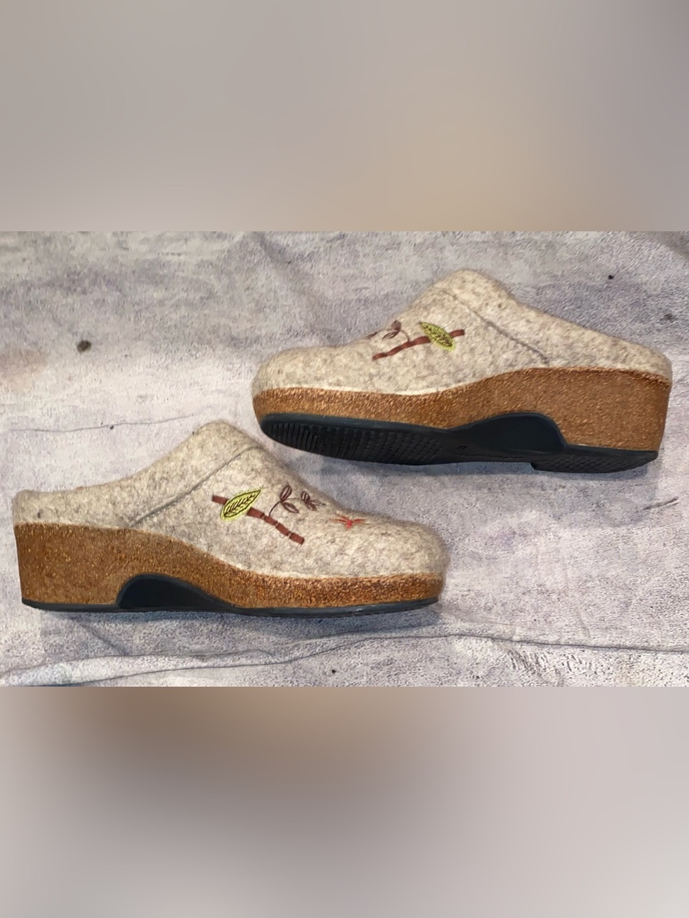 Haflinger Grizzly Flower Nature Embroidery Felted Wool Slippers Shoes Clogs 38 8 - Picture 3 of 8